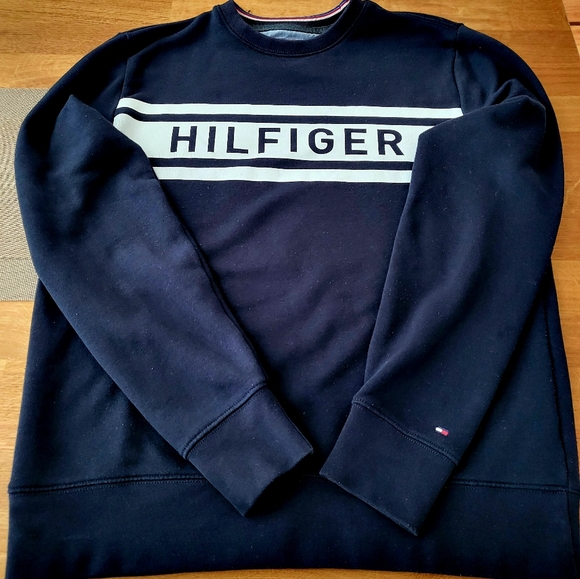 Black Tommy Hilfiger Men's Large Flocked Logo Cotton Sweatshirt - Picture 2 of 4